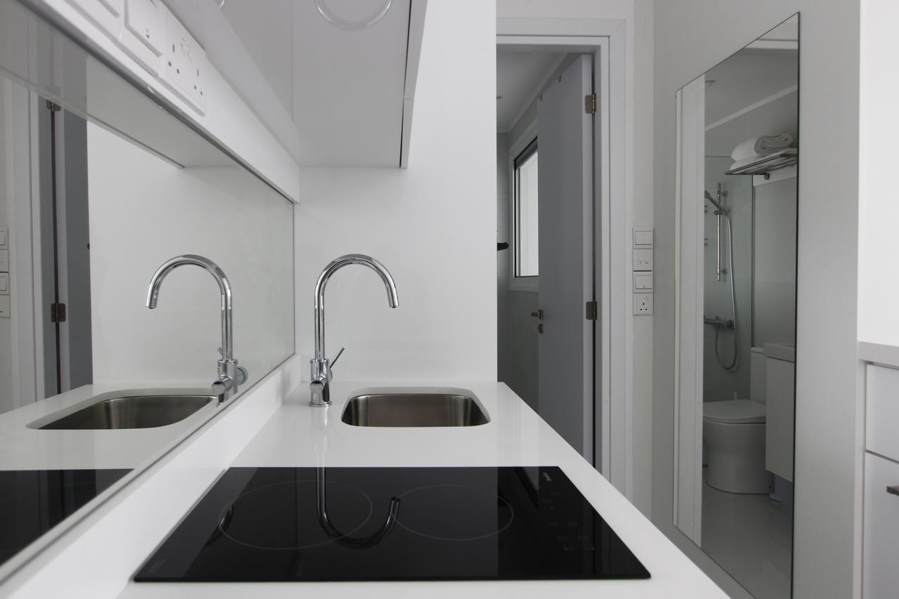 The White Pearl Suite - Beach Front City Centre With Sea View. Limassol Exterior photo